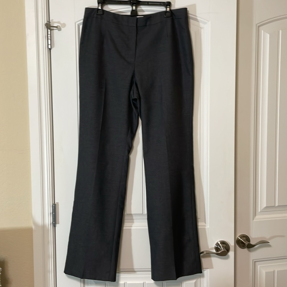 NWOT Lined Gray Le Suit Size 10 (P04)